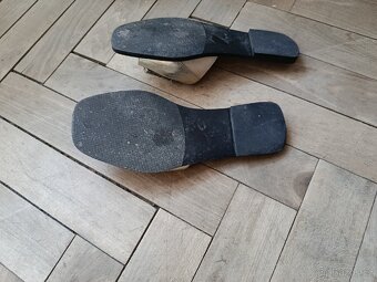 Prodám všechny 3 kusy za 50kč Nepoškozené. - 19