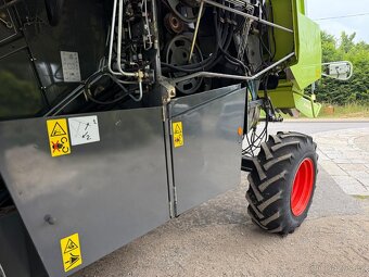 Claas lexion 450 rok výroby. Žací lišta 2001 V660 nebo V750. - 19