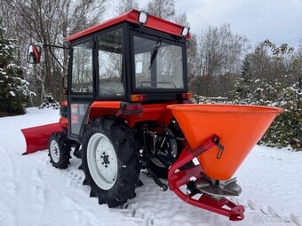 KUBOTA GL 23 Diesel motor 3 válec, 23HP - 19