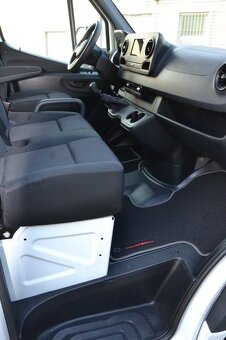 Mercedes-Benz Sprinter 317 hydr. čelo velká výbava - 19