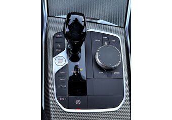 BMW 330i G20 xDrive M SPORT - Pure Performance - 19