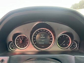 Mercedes-Benz E Coupe E 250 CDI Blue Efficiency Elegance - 19