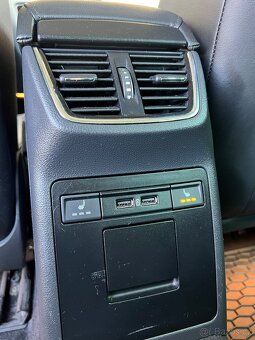Škoda Octavia 3 2.0 TDi 110kW DSG LED ACC TÁŽNÉ VÝHŘEV KŮŽE - 19