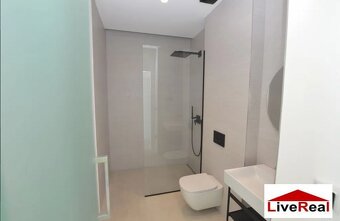 SUKOŠAN, VILA NA PLÁŽI S BAZÉNOM - 19