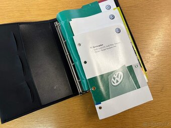 Volkswagen Passat Combi 2.0 TDI 103kW STK 9/27 klima tažné - 19