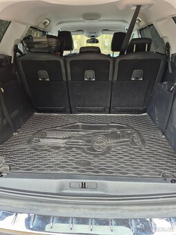 Peugeot 5008 1.6 88kw,  automat, 7mist - 19