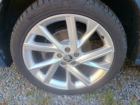 Škoda kamiq 1.5. TSI, ČR, 1 maj, DSG, 110 kW. - 19