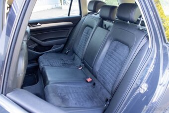 VOLKSWAGEN PASSAT 2.0 TDI BMT 110kW Comfortline DSG 2017 - 19