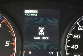 Mitsubishi Outlander 2,3 Di-D 110 kW,7-míst,4x4,kamera,TZ - 19