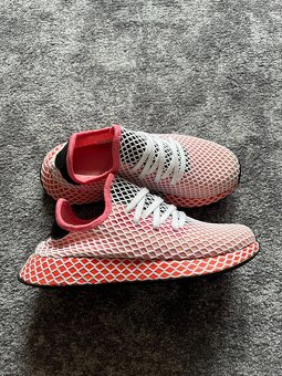 20x Dámské boty Adidas Deerupt Runner (1) - 19