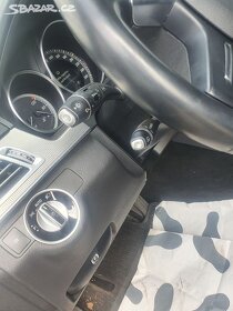 Mercedes-Benz Třídy E 220 Full led 4matic Panorama -DPH - 19