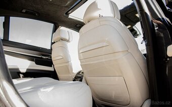 BMW 750i xDrive 2015 - 19