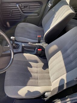 BMW E30, 316i, sedan, TOP stav 2 majitel v ČR. - 19