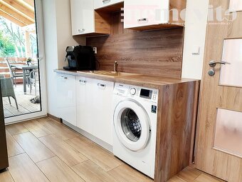 Exkluzivně nabízíme na prodej rodinný dům s dvěma bytovými j - 19