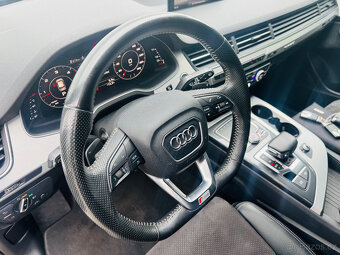 Krásná AudiQ7, 3,0 TDi200 kw1.majitel ČR TOP STAVodpočetDPH - 19