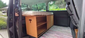 VW Caravelle long 2.0 TDI, 4x4, tažné + vestavba - 19