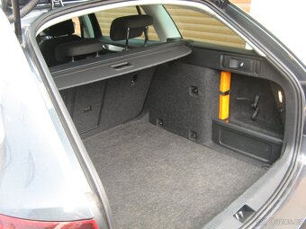 Škoda Octavia III Kombi 1.5 tsi DSG najeto 135tkm - 19