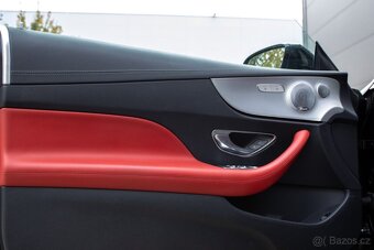 Mercedes-Benz E 300 Coupé - 19