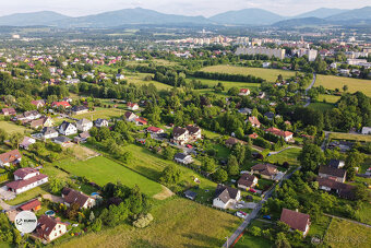 Atypický dům - 4 bytové jednotky na pozemku 2.509 m2, ul. K  - 19