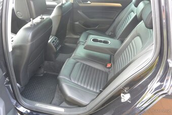 PRODÁM Volkswagen Passat 2.0TDi 4MOTION 176kW DPH - 19