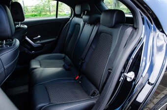 Mercedes-Benz A trieda 200 d /T - 19