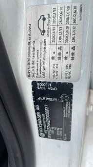 Volkswagen Up 1,0 G-Tec 50kW CNG 1.maj., 5DVEŘ - 19