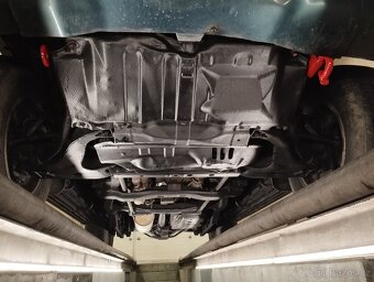 Mitsubishi Pajero Sport 2.5 TD - 19