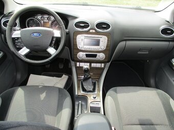 FORD FOCUS II - 1.6 TDCi - GHIA, Tažné zařízení - 19