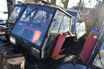 Zetor crystal kabiny a díly z nich - 19