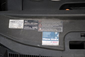VW Touran 1.9TDi 74kW - klimatizace - výhřev sedadel - ESP - 19