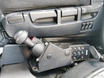 Prodám tahač DAF XF 510 FT EURO 6 retardér dvouokr. hydr - 19