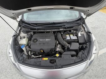 Hyundai i30 1.6 CRDi/81kW Trikolor - 19