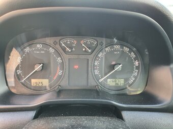 Škoda Octavia I 1.6 SR 74 kW 2001 • benzín • STK 5/2026 - 19