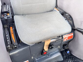 KUBOTA GL 25 Diesel motor 3 válec, 25HP - 19