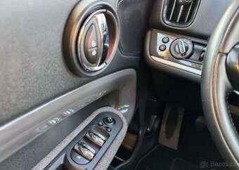 Mini Countryman COUNTRYMAN S ALL4 2.0 BENZIN benzín manuál - 19