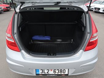 Hyundai i30 1.6CVVT,90kW,Trikolor,NovéČR - 19