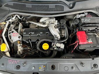 Renault Mégane 2006 1.9 DCi,KLIMATIZACE,SERVISKA - 19