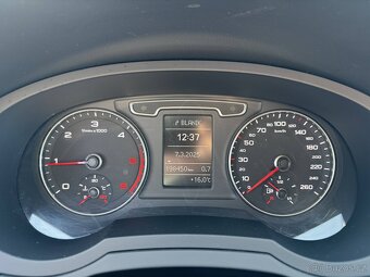 Audi Q3 2.0TDI 103KW QUATTRO XENON - 19