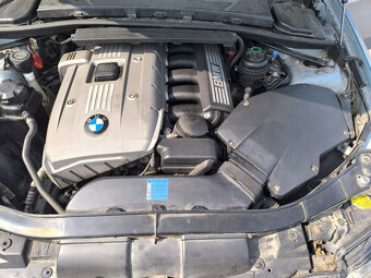 Bmw e90 325i 160kw veškeré náhradní díly z vozu - 19