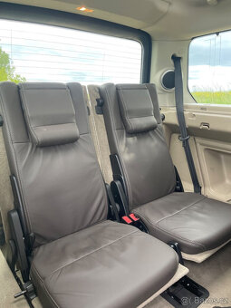 LAND ROVER DISCOVERY 3.0D HSE LUXURY 7 MÍST - 19