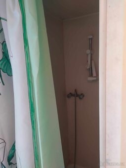 Mobilheim včetně dřevěné konstrukce a střechy - 19