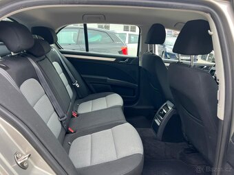 Škoda Superb 2,0TDi 125kW Ambiente limuzína - 19