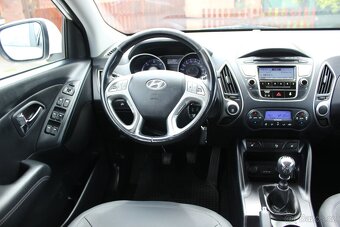 Hyundai ix35 2.0 CRDi, 100 kW, 4x výhřev - 19