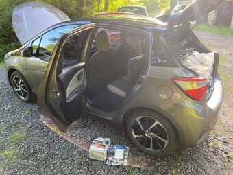 Toyota Yaris 1.5 Selection, man.převodovka, r.v 2019 - 19