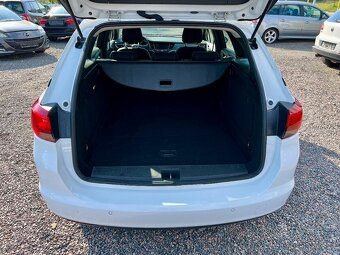 Opel Astra kombi 1.6d 81 kW Servis Opel,STK,Navi - 19