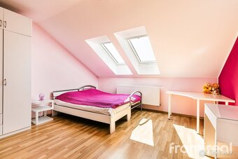 Prodej rodinného domu 5+kk se zahradou, 151 m2 - Blučina - 19