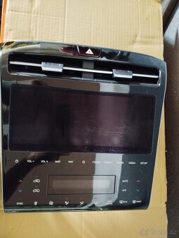 Rozprodam Hyundai tucson NX4 1,6tgdi 110kw - 19