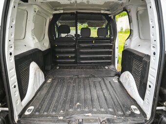 Citroen Berlingo 1.6 HDi, rok 2016, po servise za 27tis.Kč - 19