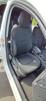 Škoda karoq 4x4 2.0 110kw DSG - 19