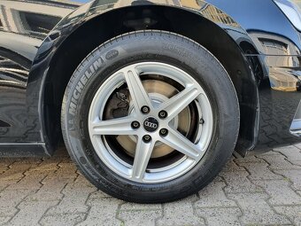Audi A4 Avant 2.0 TDI 120kW AUT. Full LED Press&Drive DAB Qi - 19